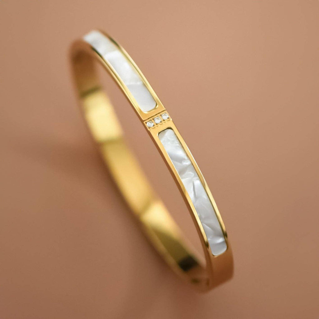 The Ivory Line 18K Gold Bangle