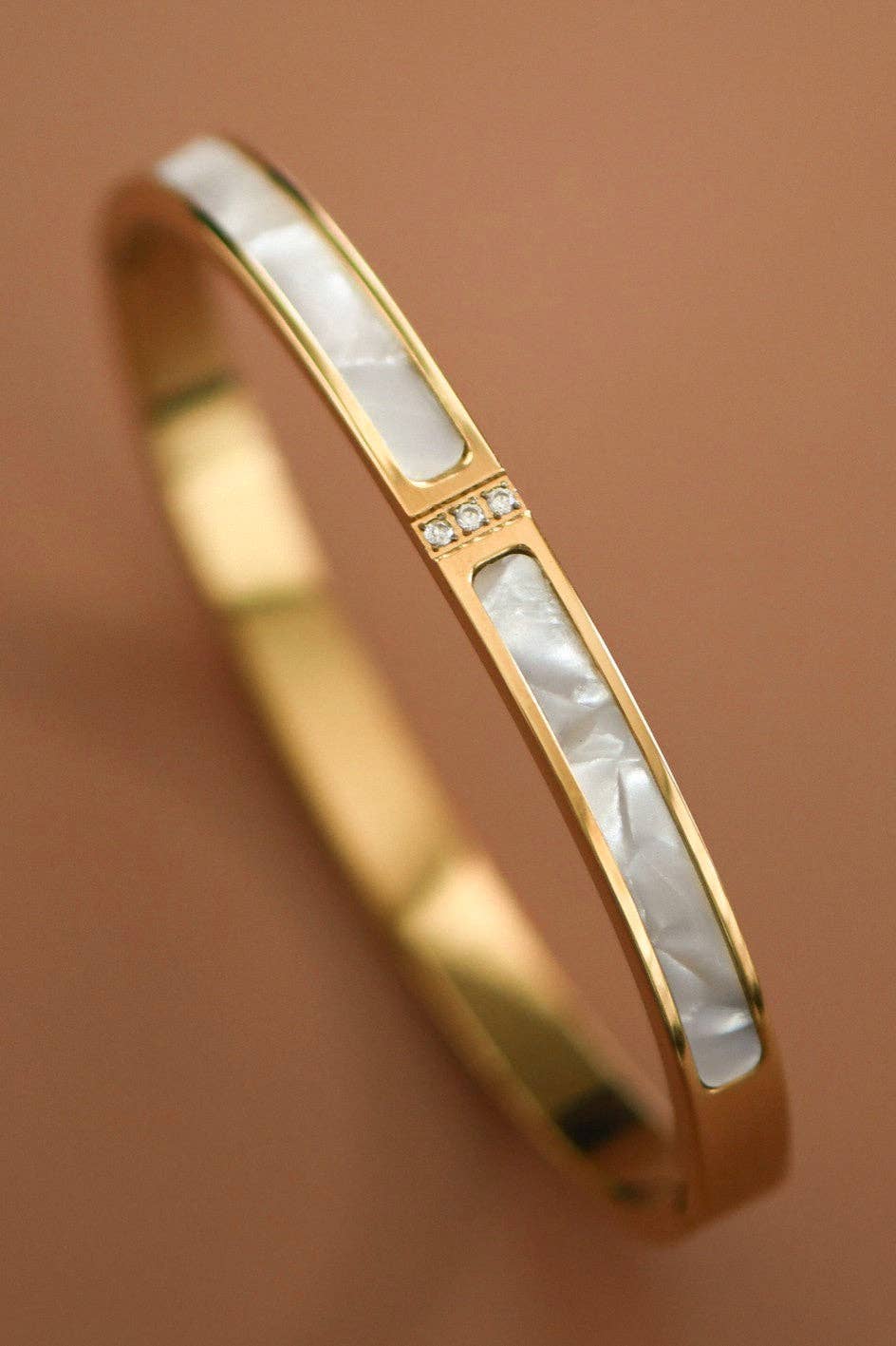 The Ivory Line 18K Gold Bangle