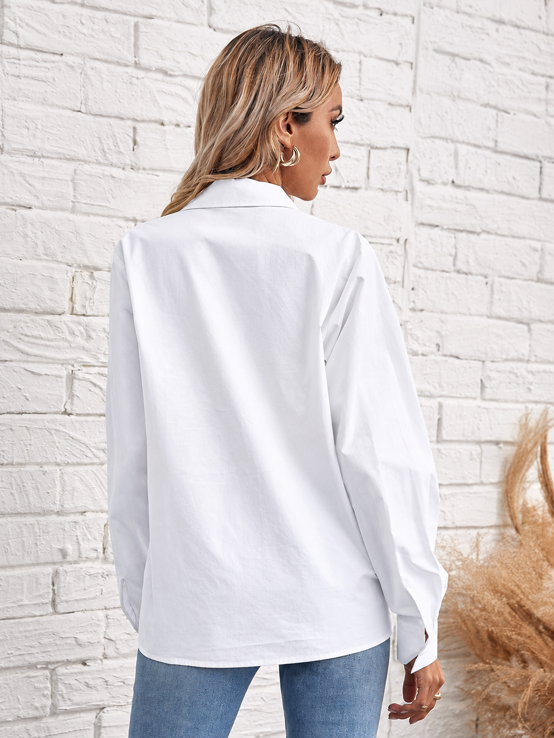 Classic White Button-Up Shirt for Everyday Boutique Styling