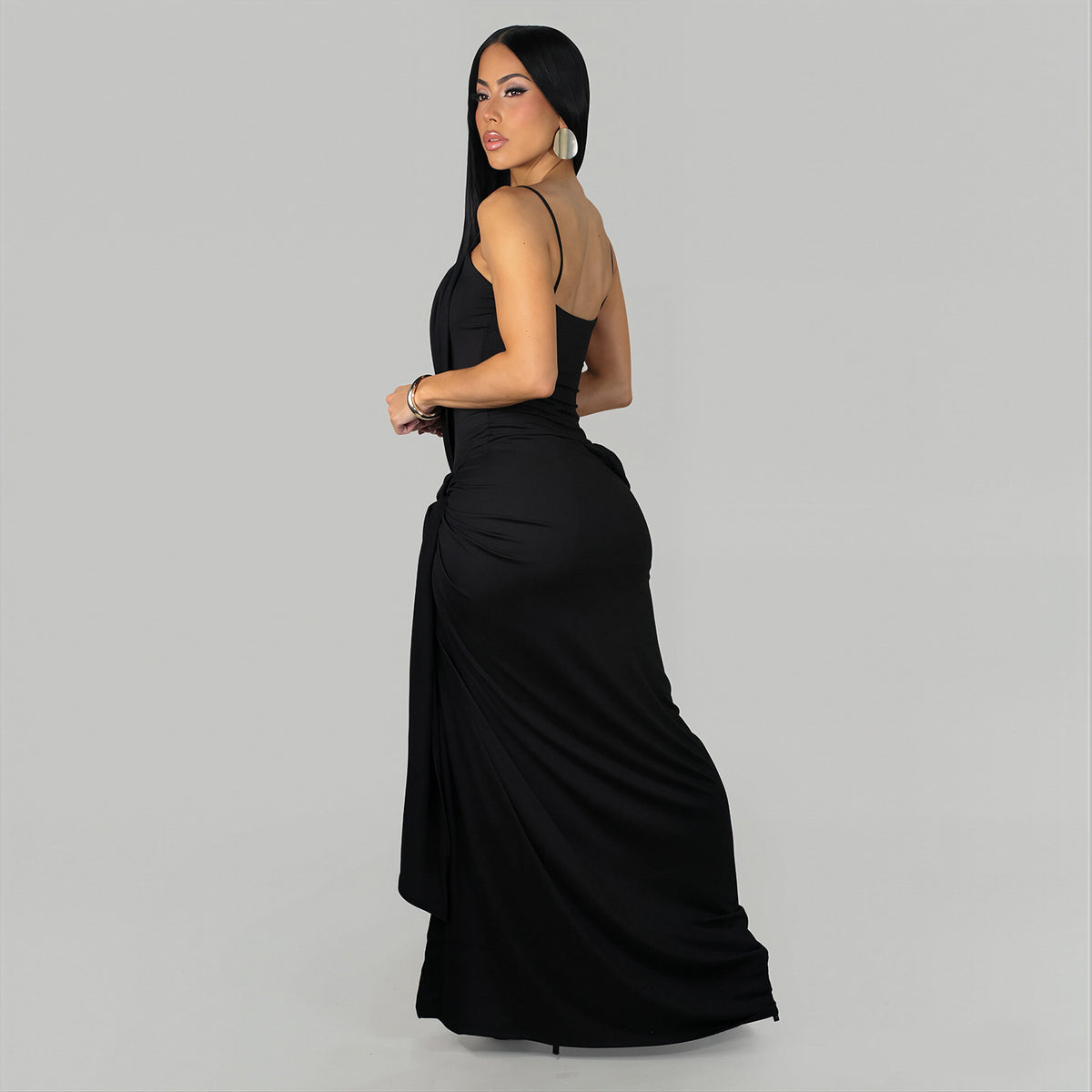 The Amara Twist Maxi Dress